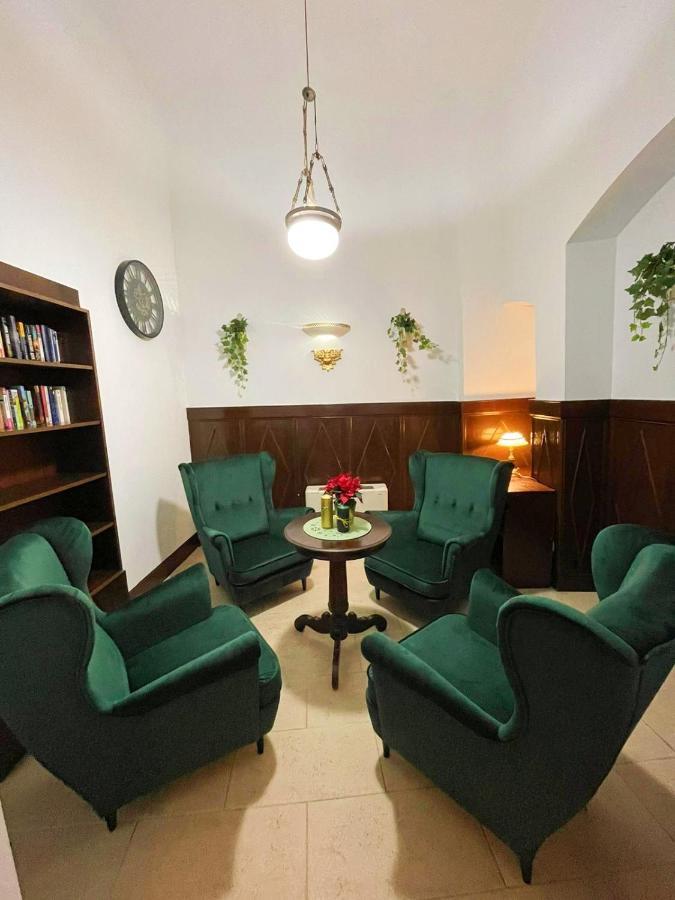 Hotel Amadeus Krakau Buitenkant foto