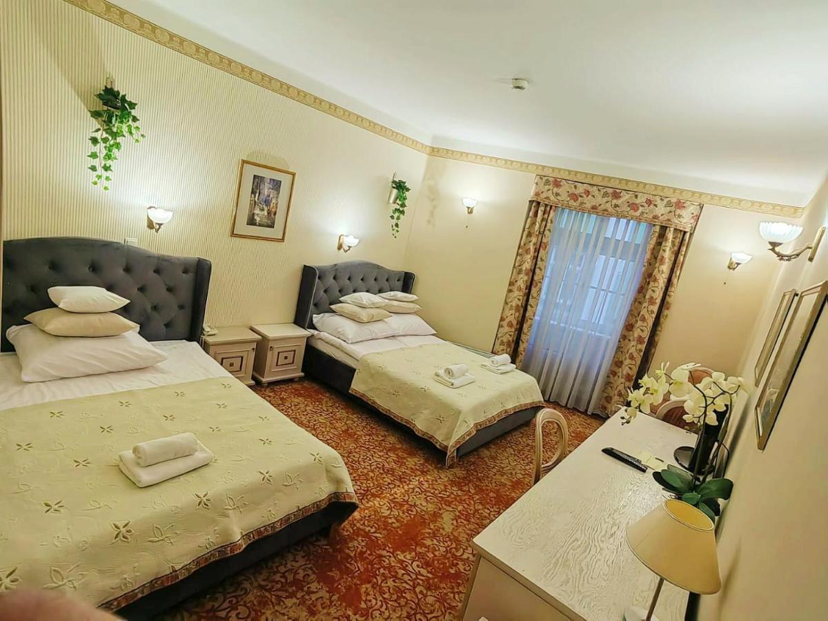 Hotel Amadeus Krakau Buitenkant foto