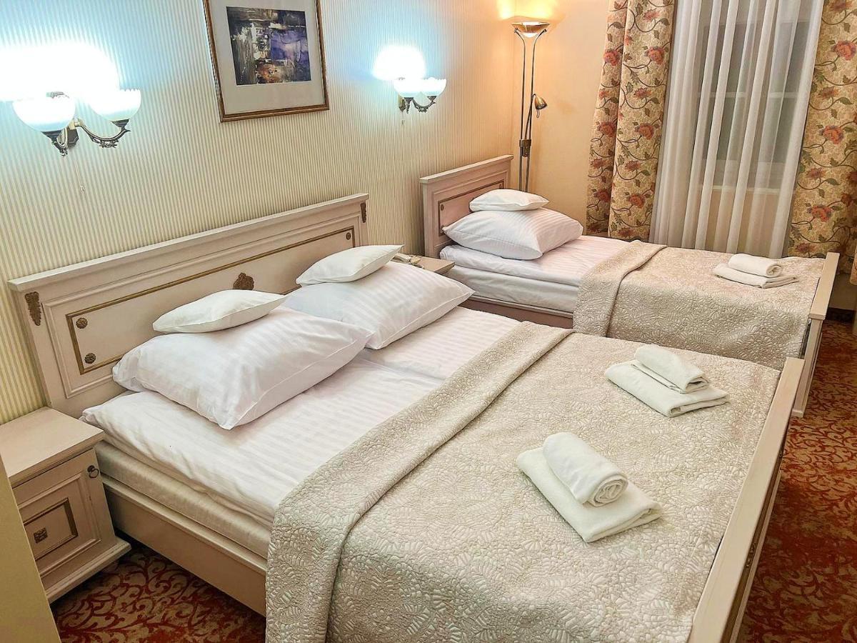 Hotel Amadeus Krakau Buitenkant foto